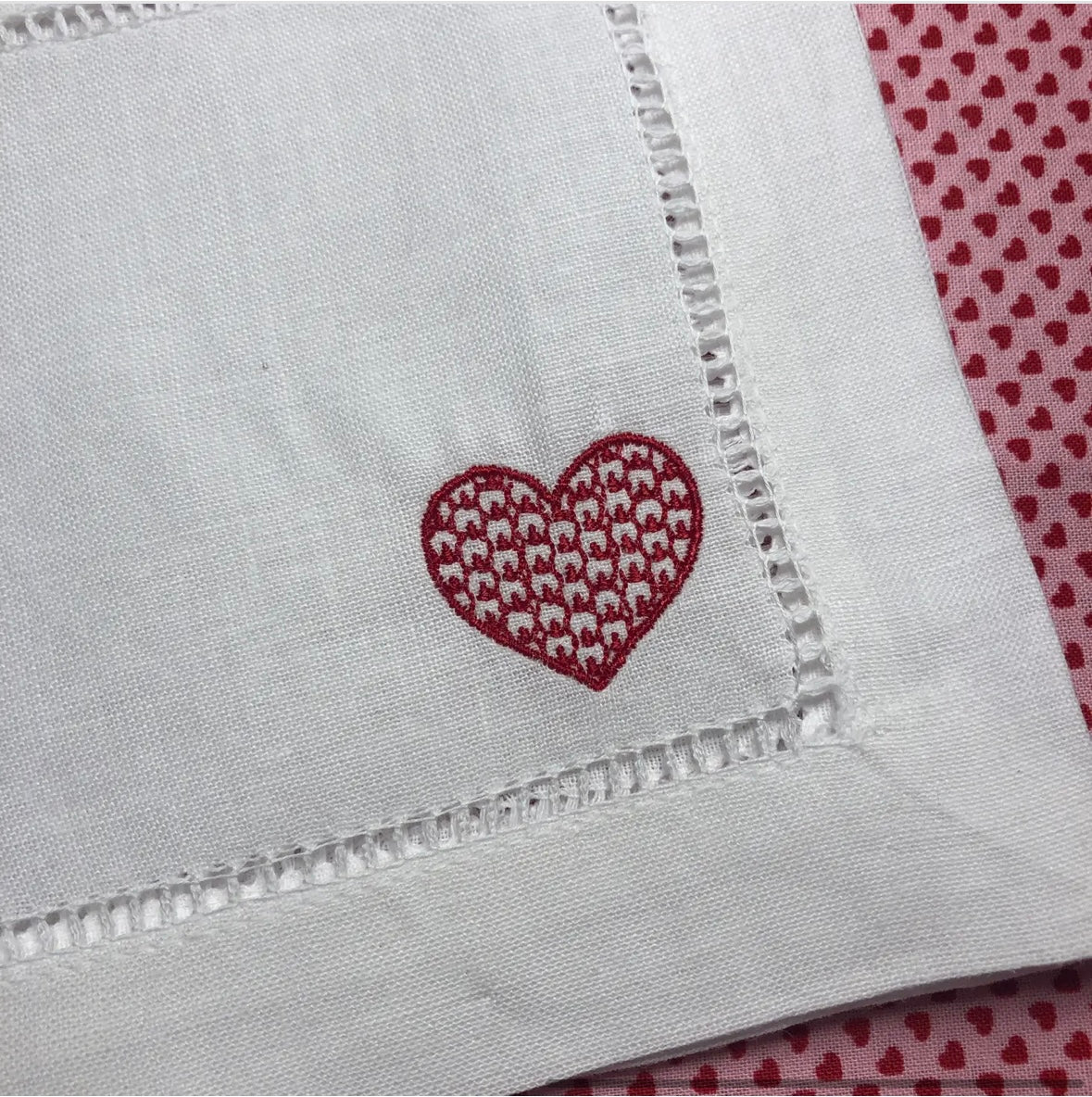 Heart Fishnet Hemstitch Cocktail Naplins