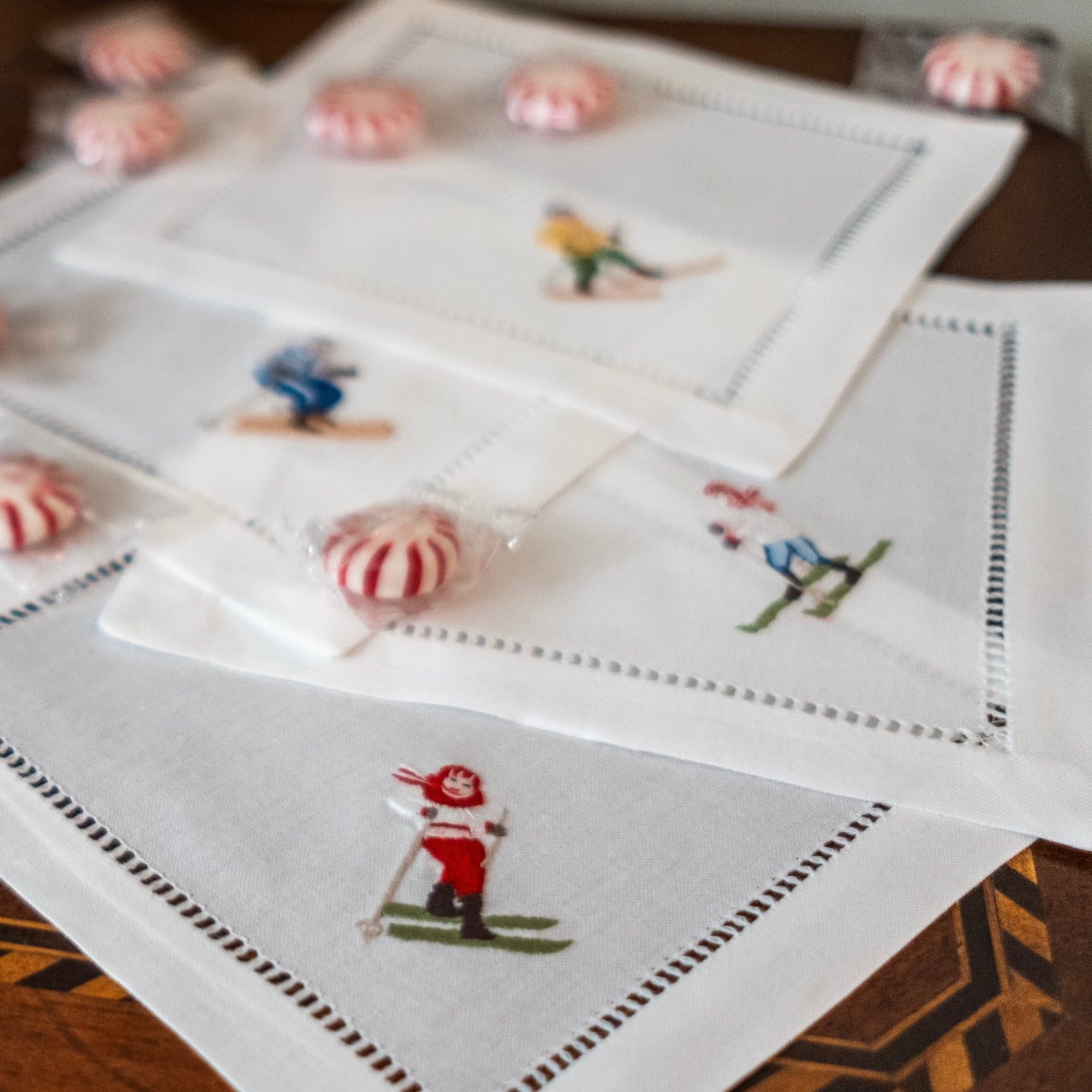 Set of 4 Skier Cocktail Napkins